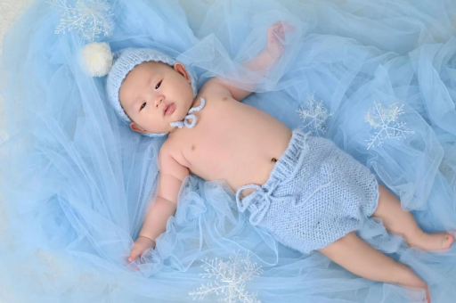 邯郸两个半月宝宝发育标准 邯郸两个半月宝宝发育标准